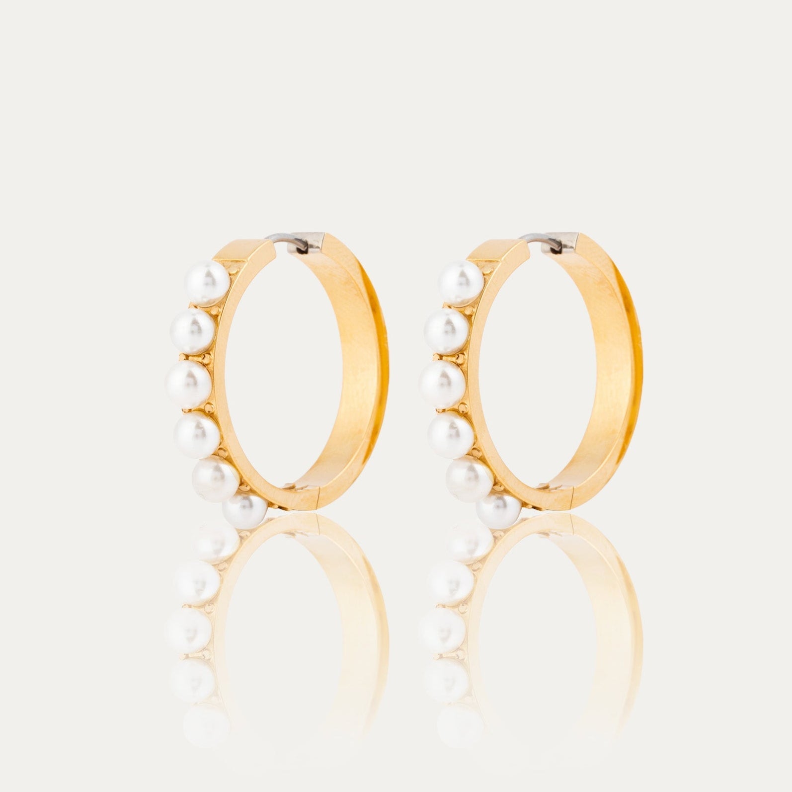 Abigail Hoop Earrings