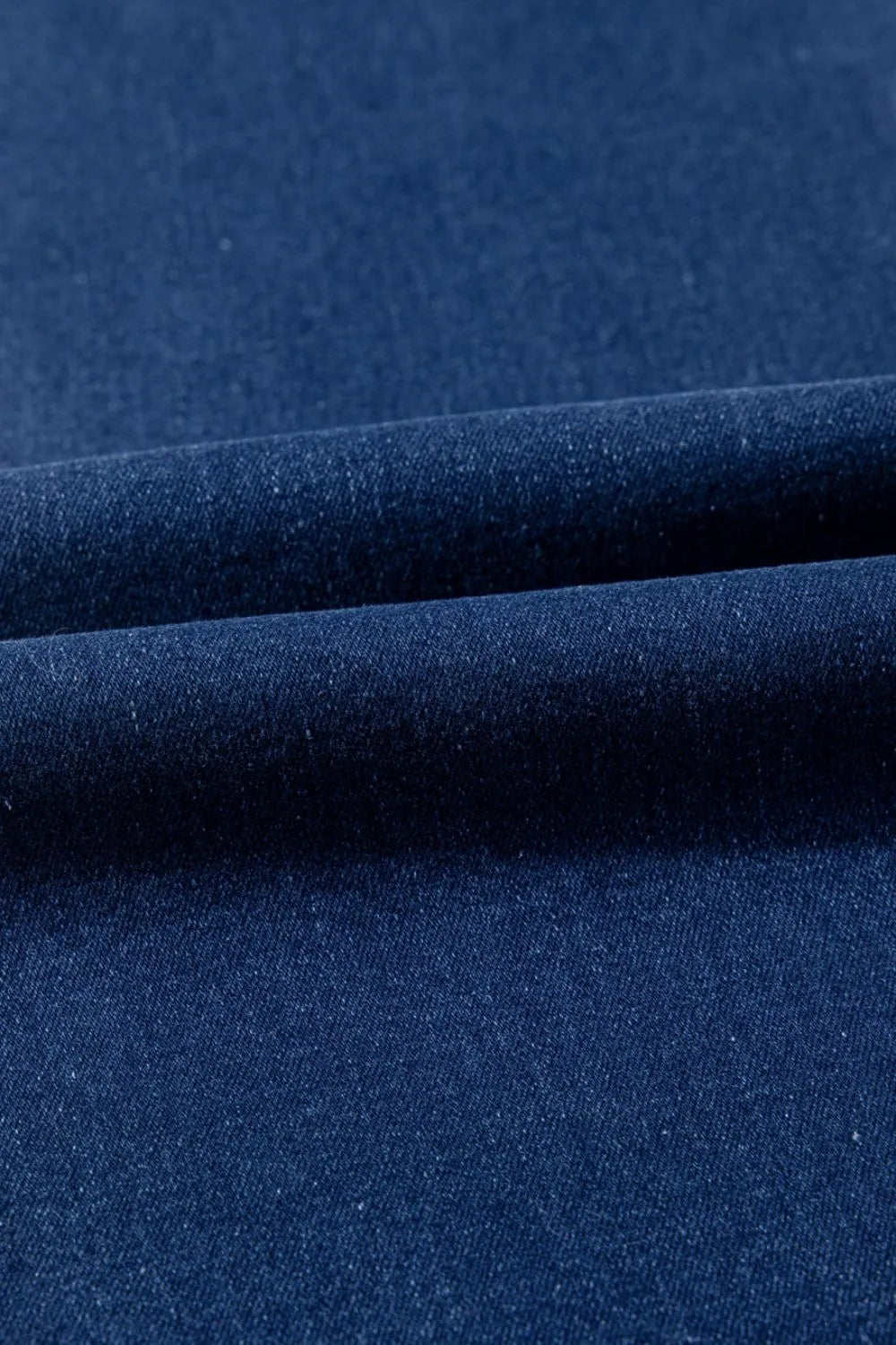 Center Seam Deep Wash Straight Jeans