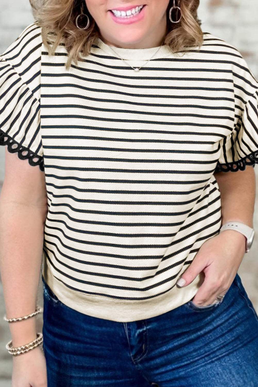 Plus Size Stripe Scalloped Short Sleeve Top