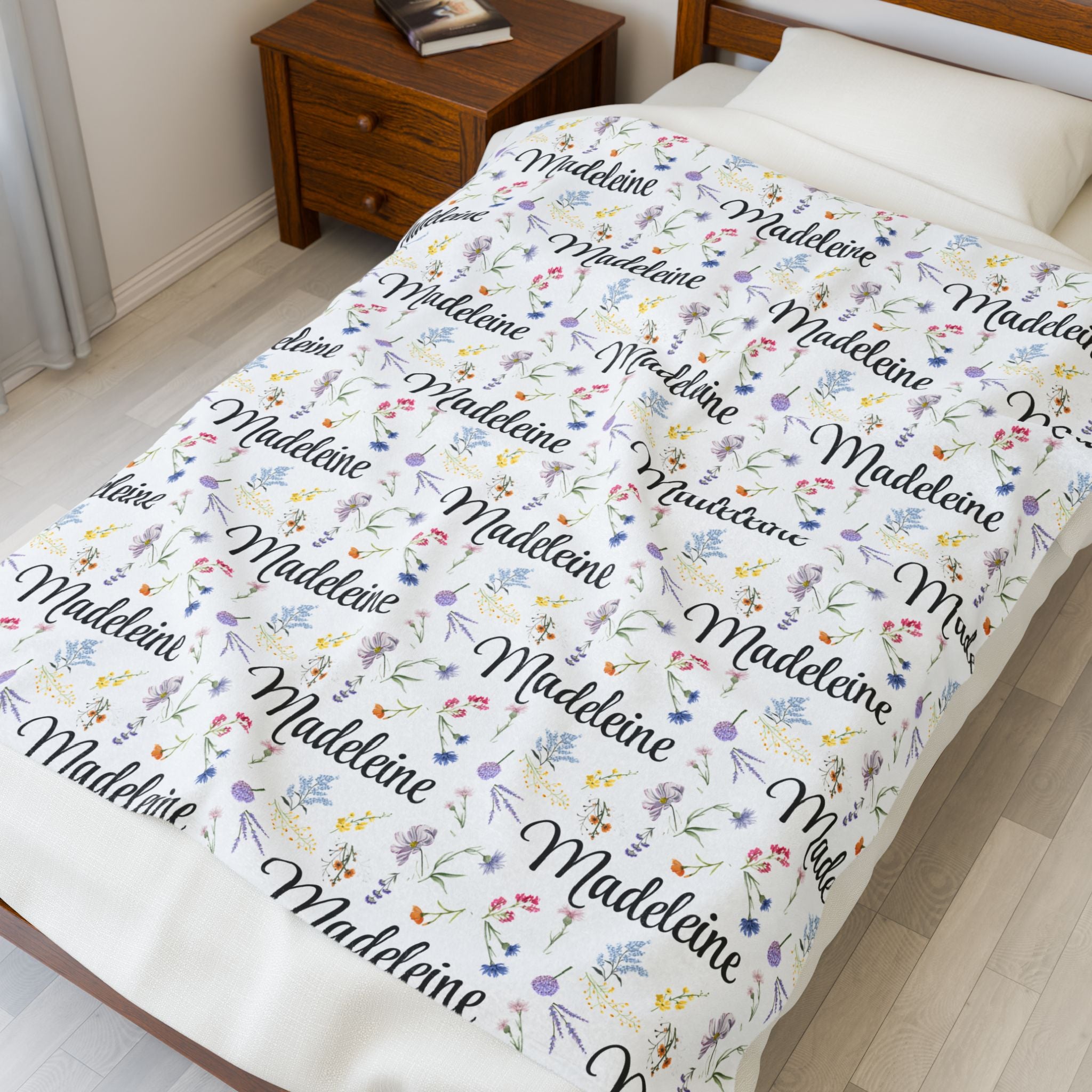 Personalized Velveteen Plush Blanket, Cozy Gift for All Occasions, Soft Throw Blanket for Kids and Adults, Ideal for Home Decor, [...]