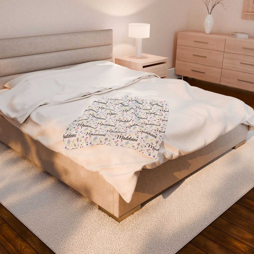 Personalized Velveteen Plush Blanket, Cozy Gift for All Occasions, Soft Throw Blanket for Kids and Adults, Ideal for Home Decor, [...]