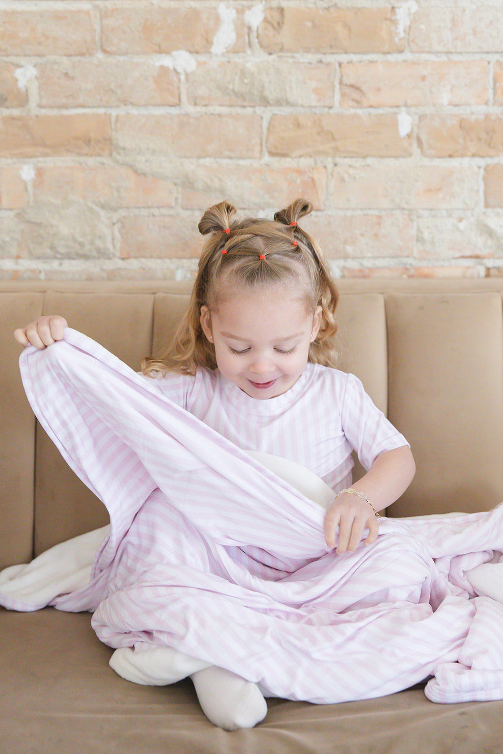 Pink Stripes - Lightweight Blanket