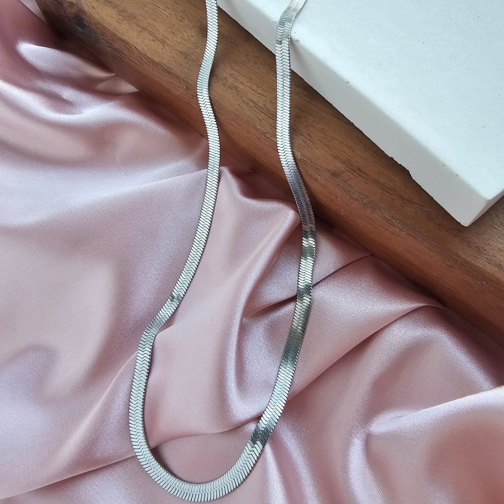 Luxe Silver Herringbone Chain - 20"