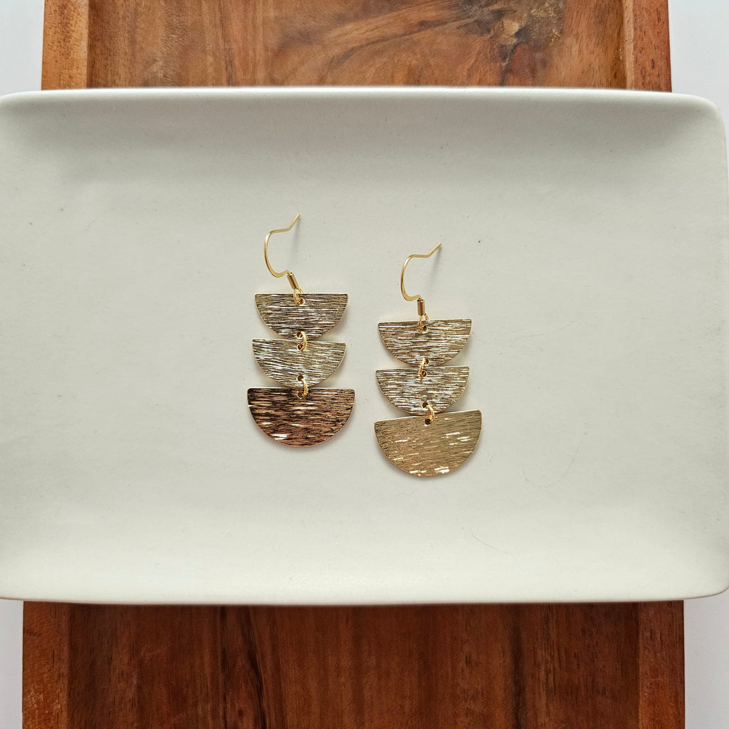 Kinsley Earrings - Gold