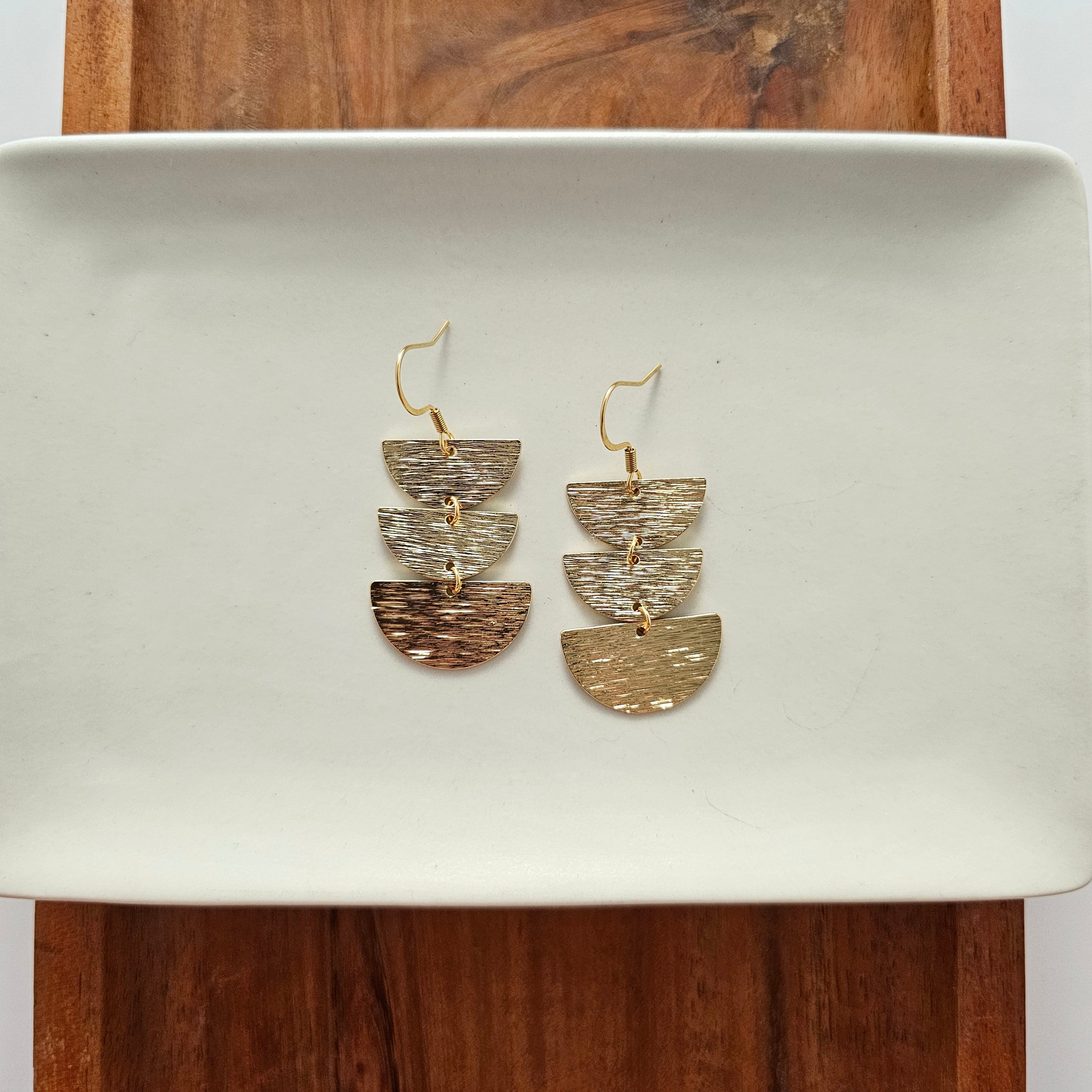Kinsley Earrings - Gold
