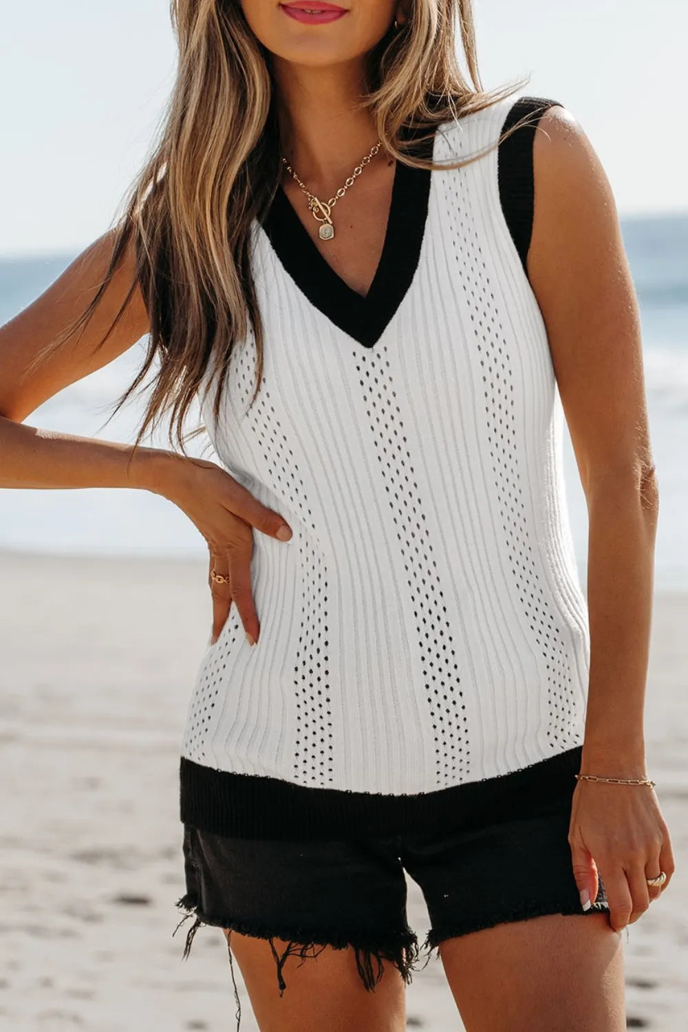 Contrast Trim Eyelet Knit V Neck Sweater Vest