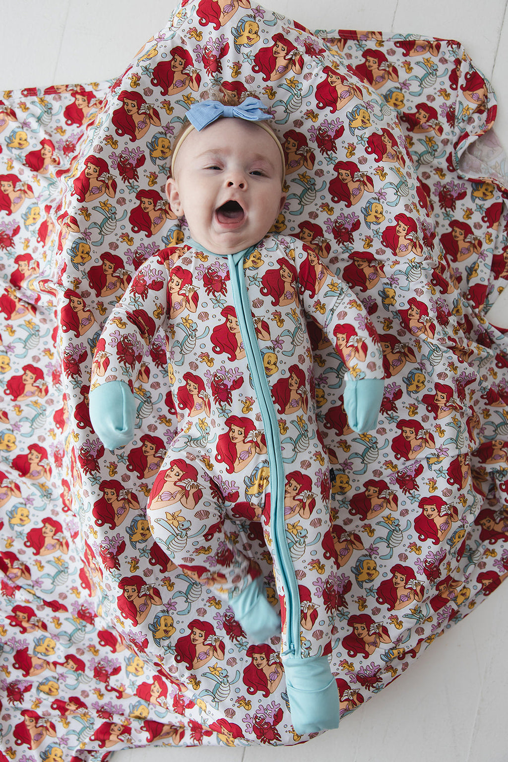 Under the Sea - Lightweight Blanket