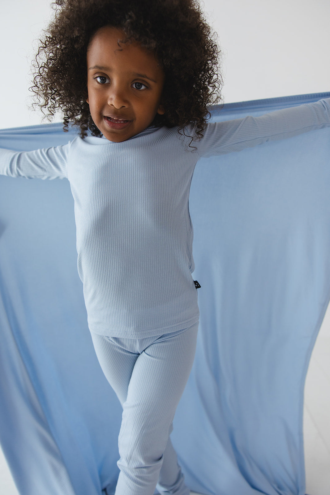 Blue Macaron (ribbed) - Lightweight Blanket