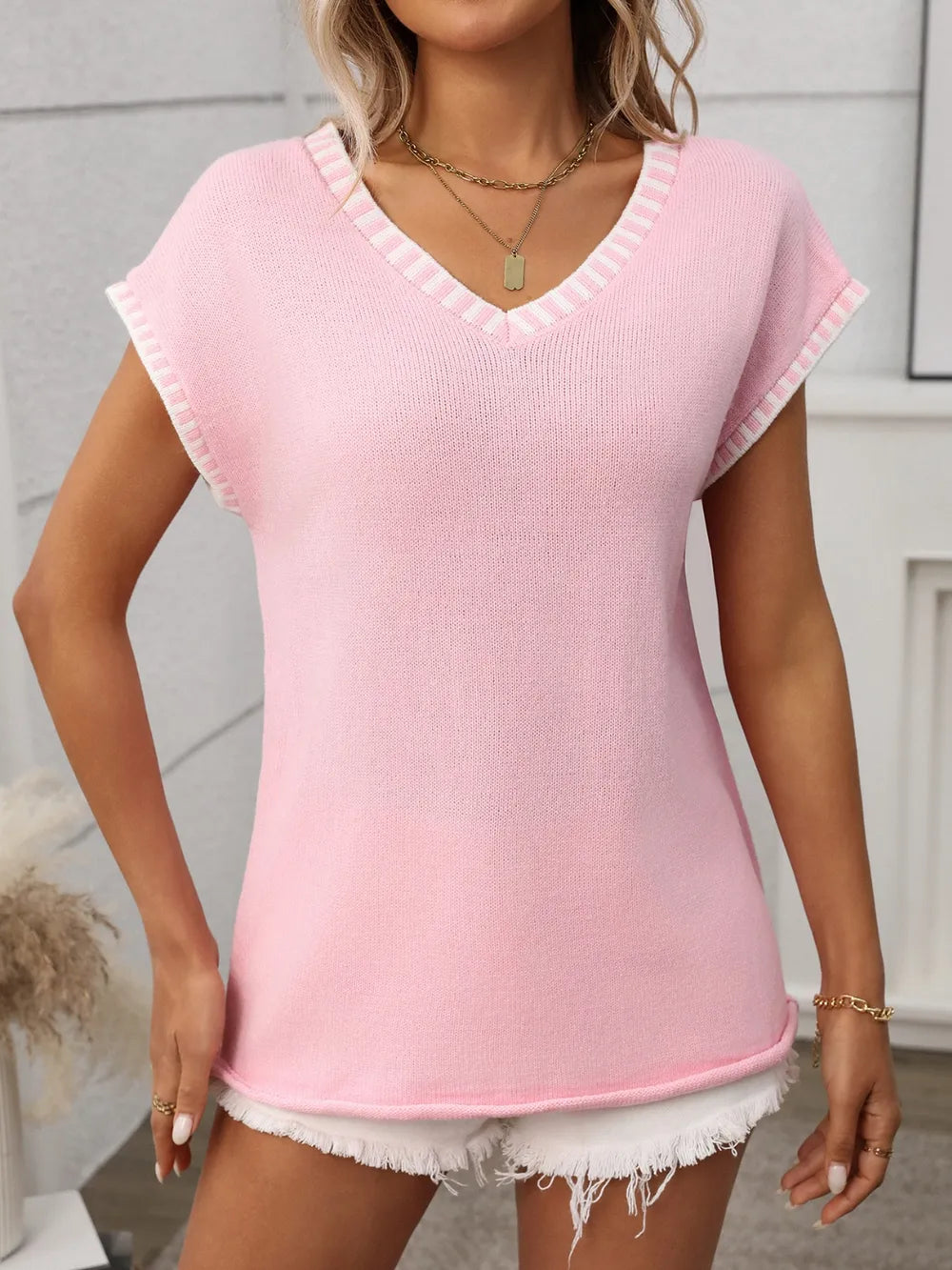 Contrast Trim V-Neck Short Sleeve Knit Top