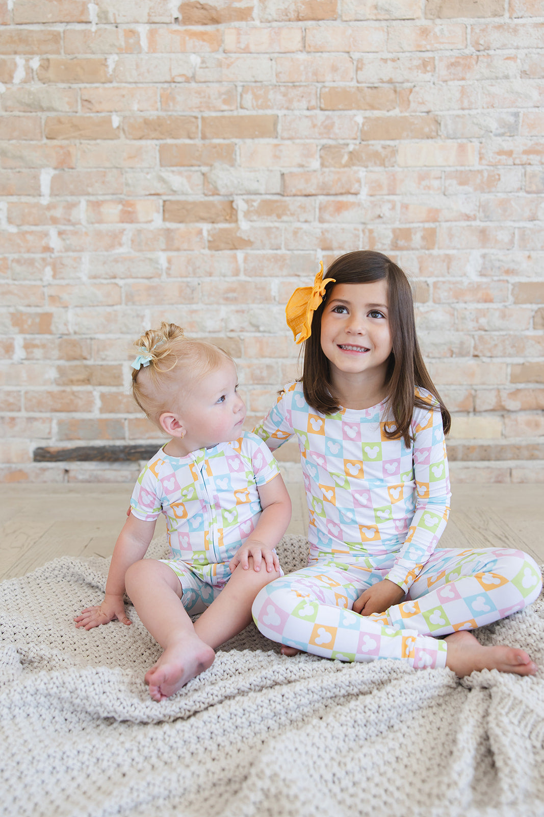 Clubhouse Cabana - Shortie