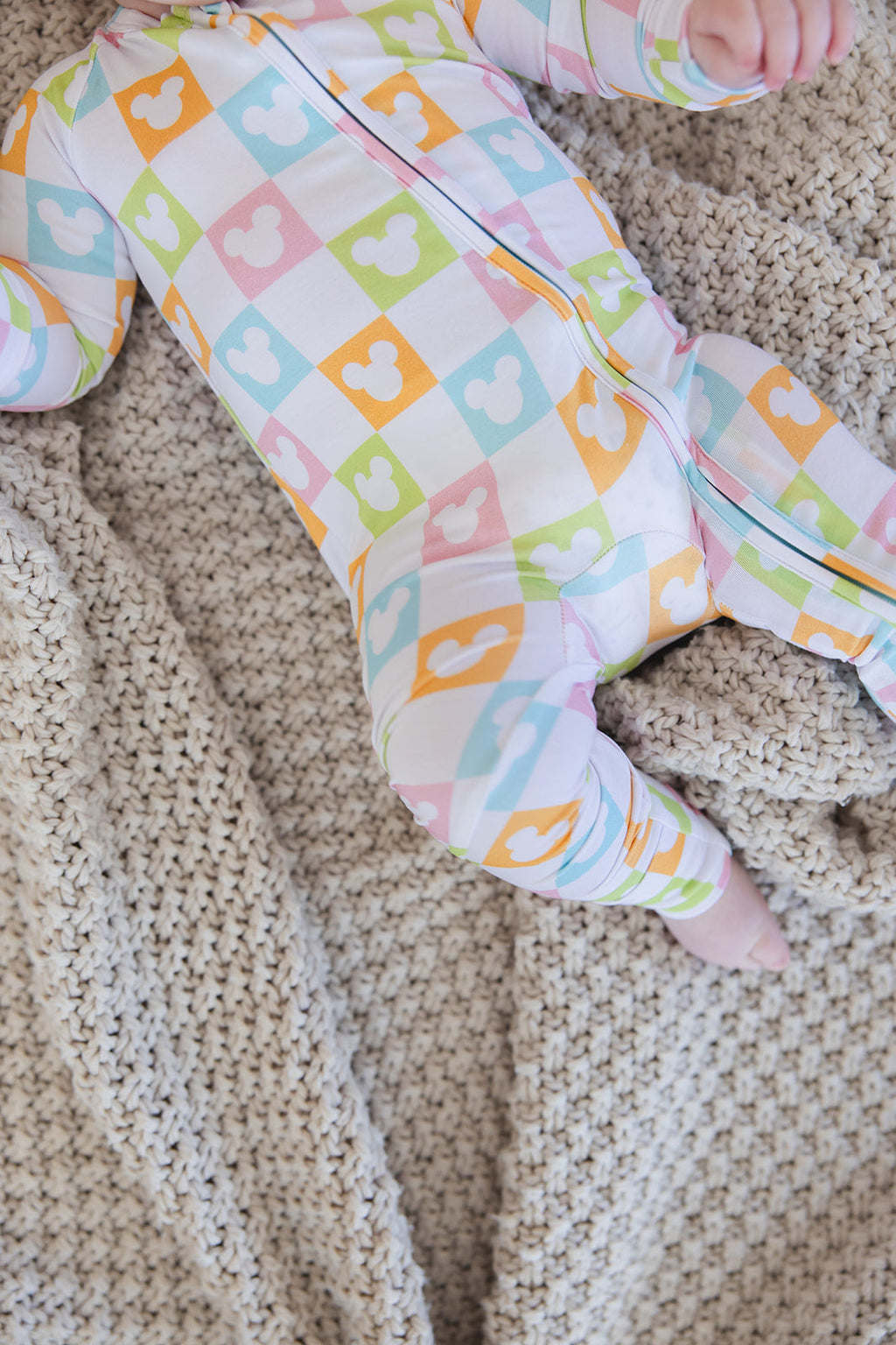 Clubhouse Cabana - Zippy