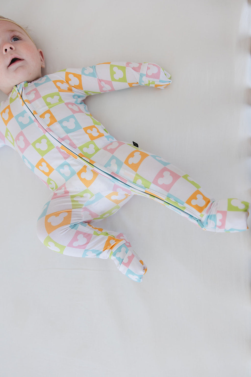 Clubhouse Cabana - Zippy