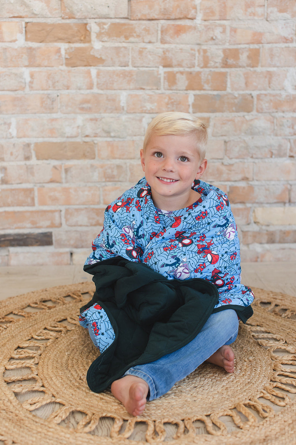 Webs UP - Quilted Blanket