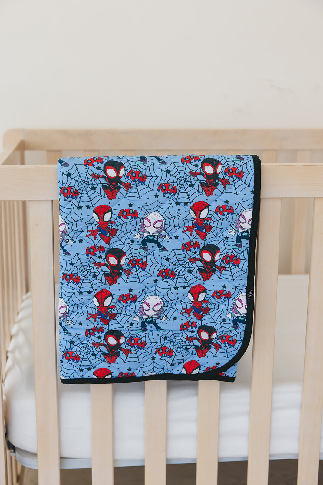 Webs UP - Quilted Blanket