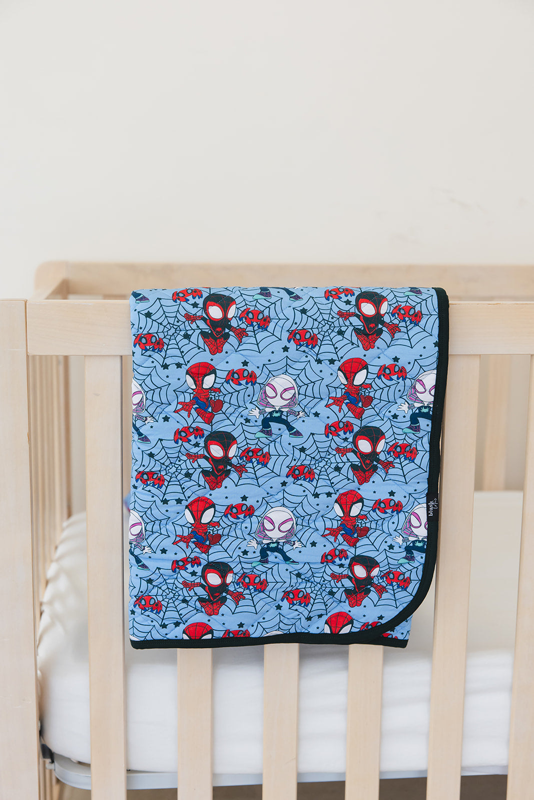 Webs UP - Quilted Blanket