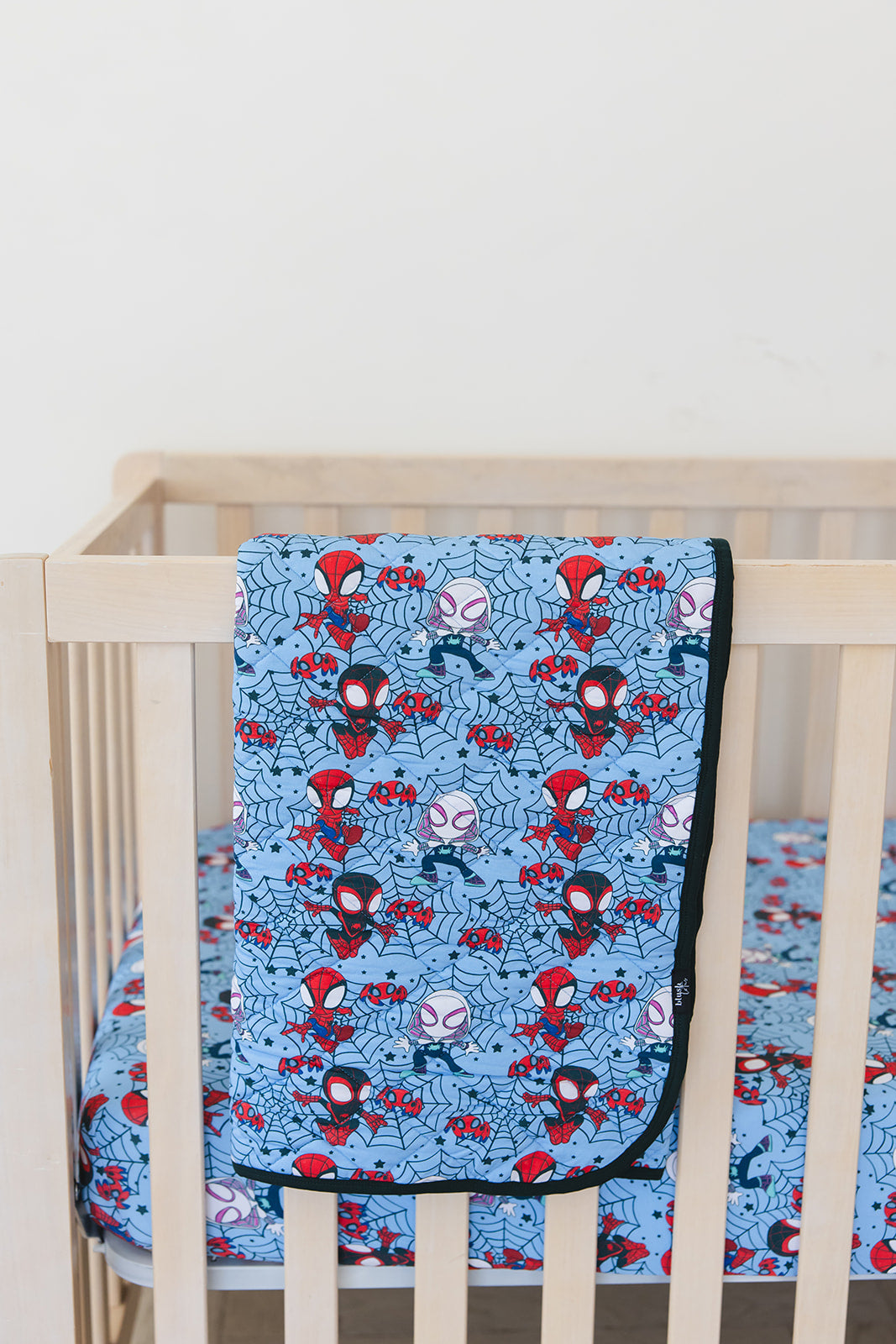Webs UP - Quilted Blanket