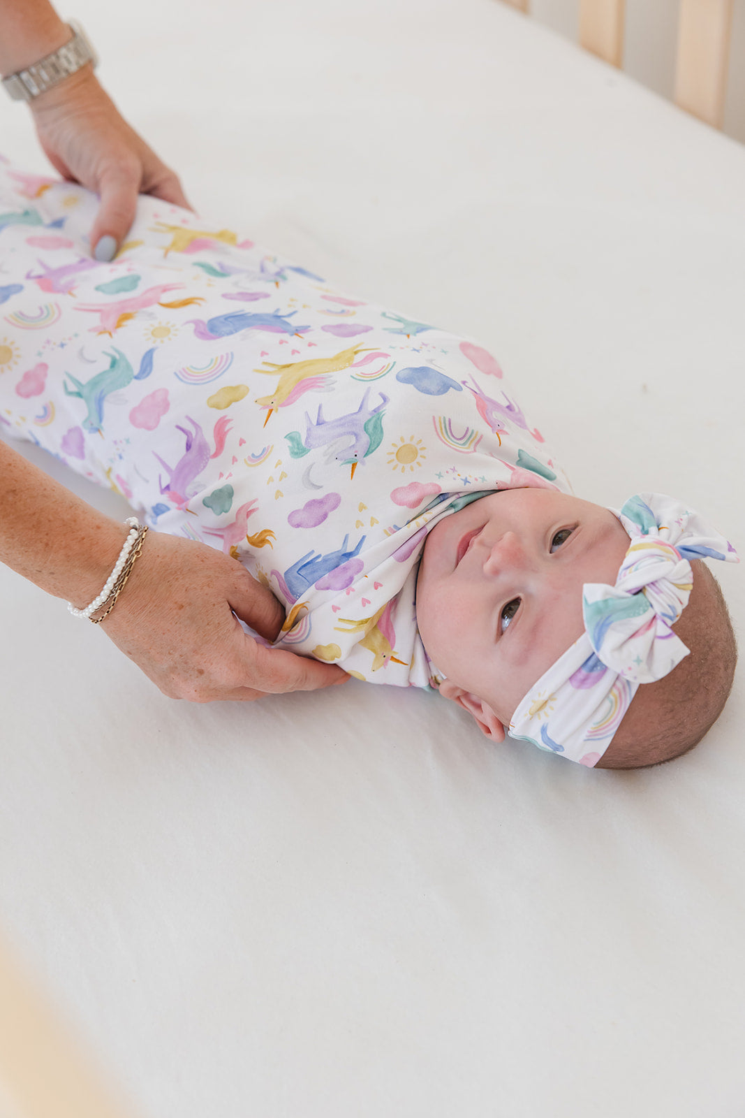 Elliana - Lightweight Blanket