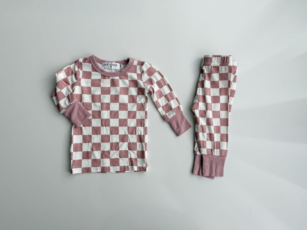 Mauve Checkered Bamboo Set