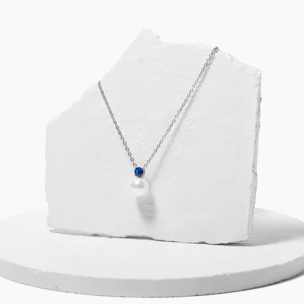 Anika Pendant Necklace