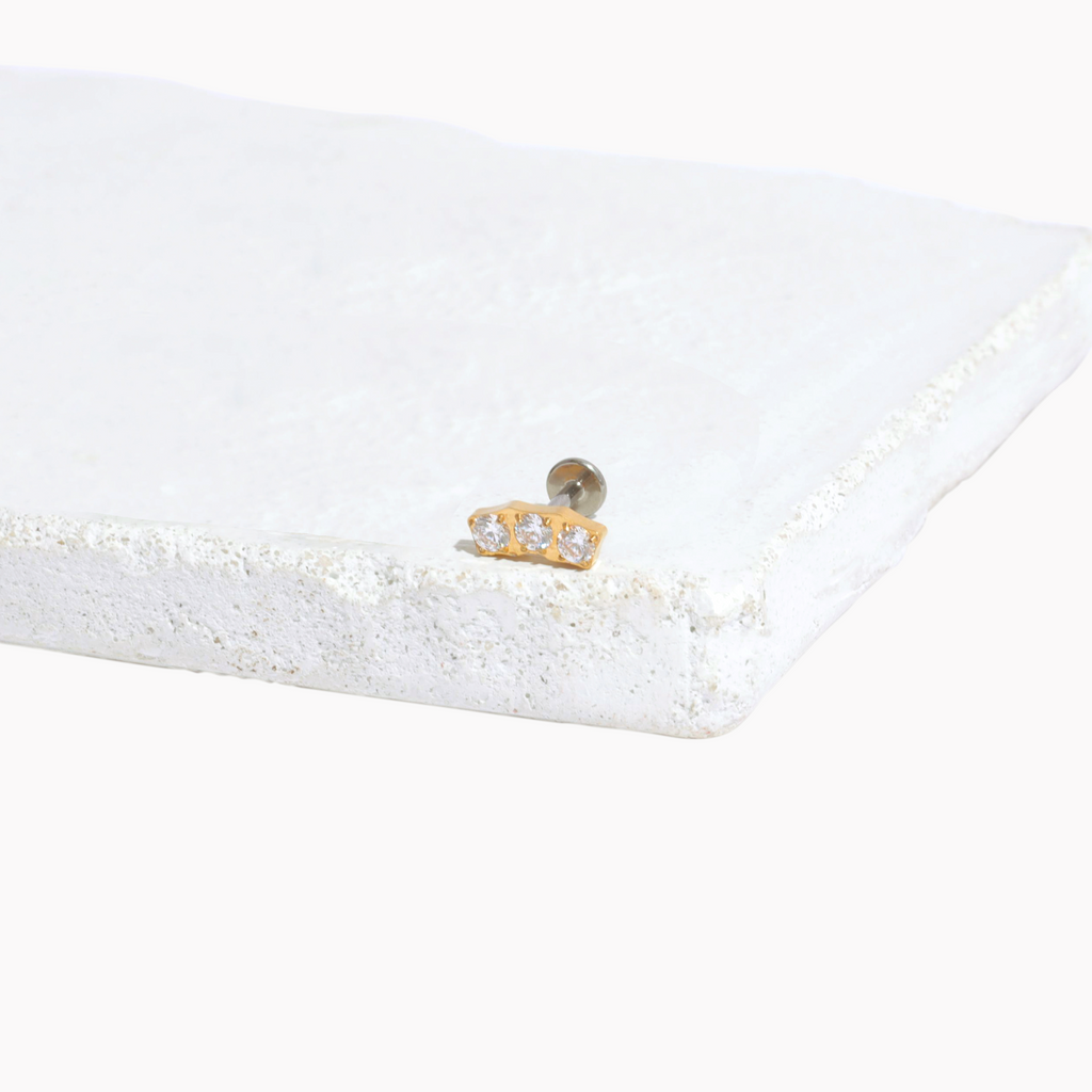 Single Carina Flat Back Stud Earring