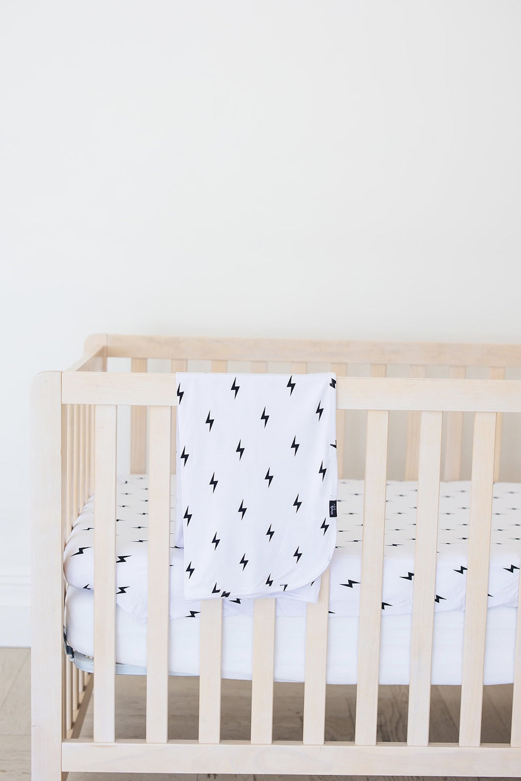Garth - Lightweight Blanket