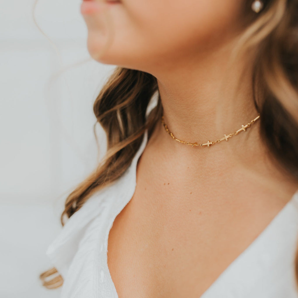 The Gold Cross Necklace
