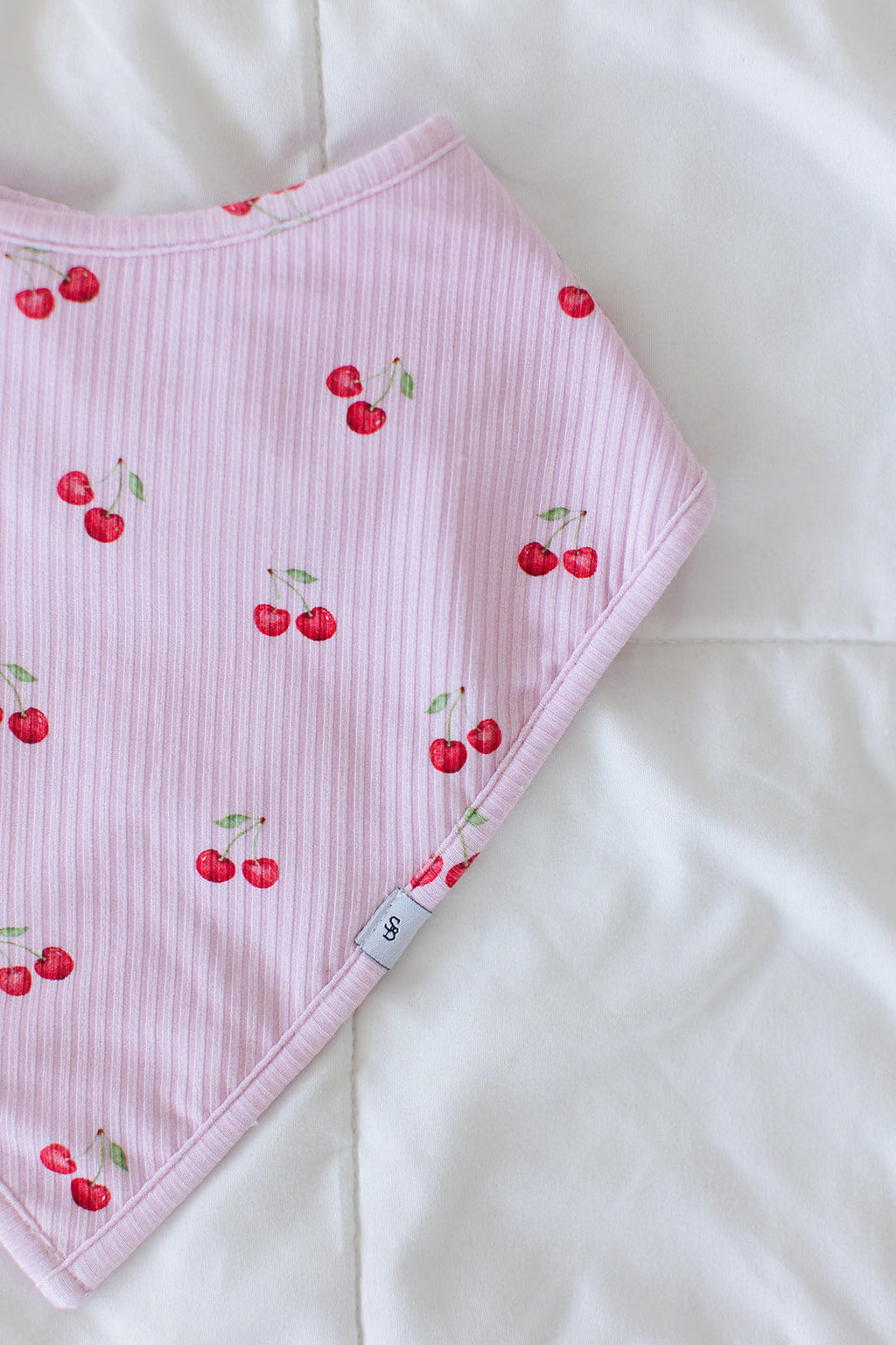 Cherry (ribbed) - Bandana Bib