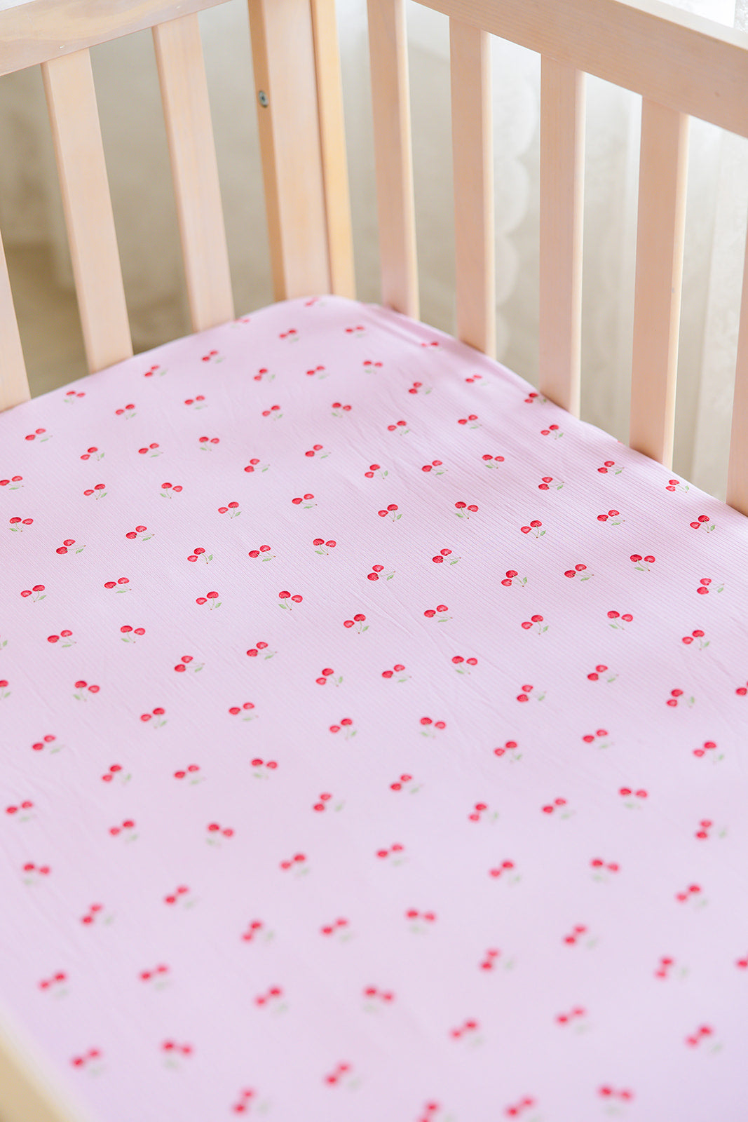 Cherry (ribbed) - Crib Sheet