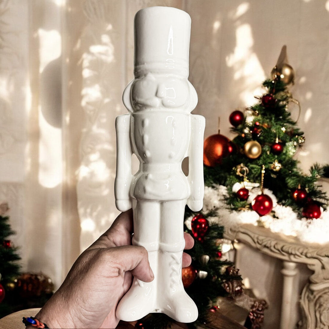 Nutcracker Set White