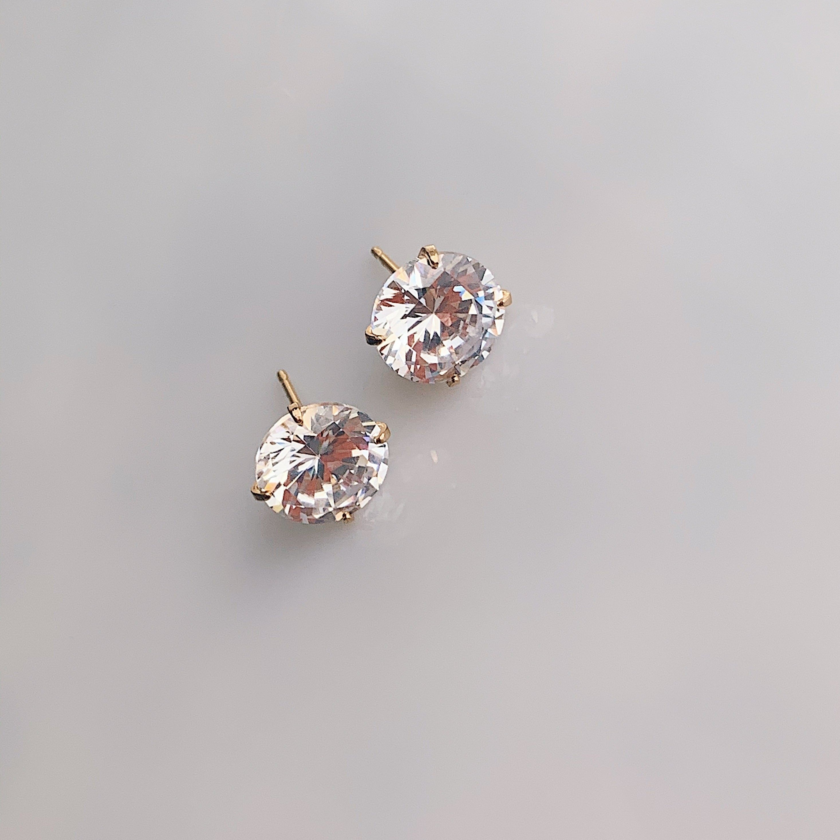 Round Cz Studs