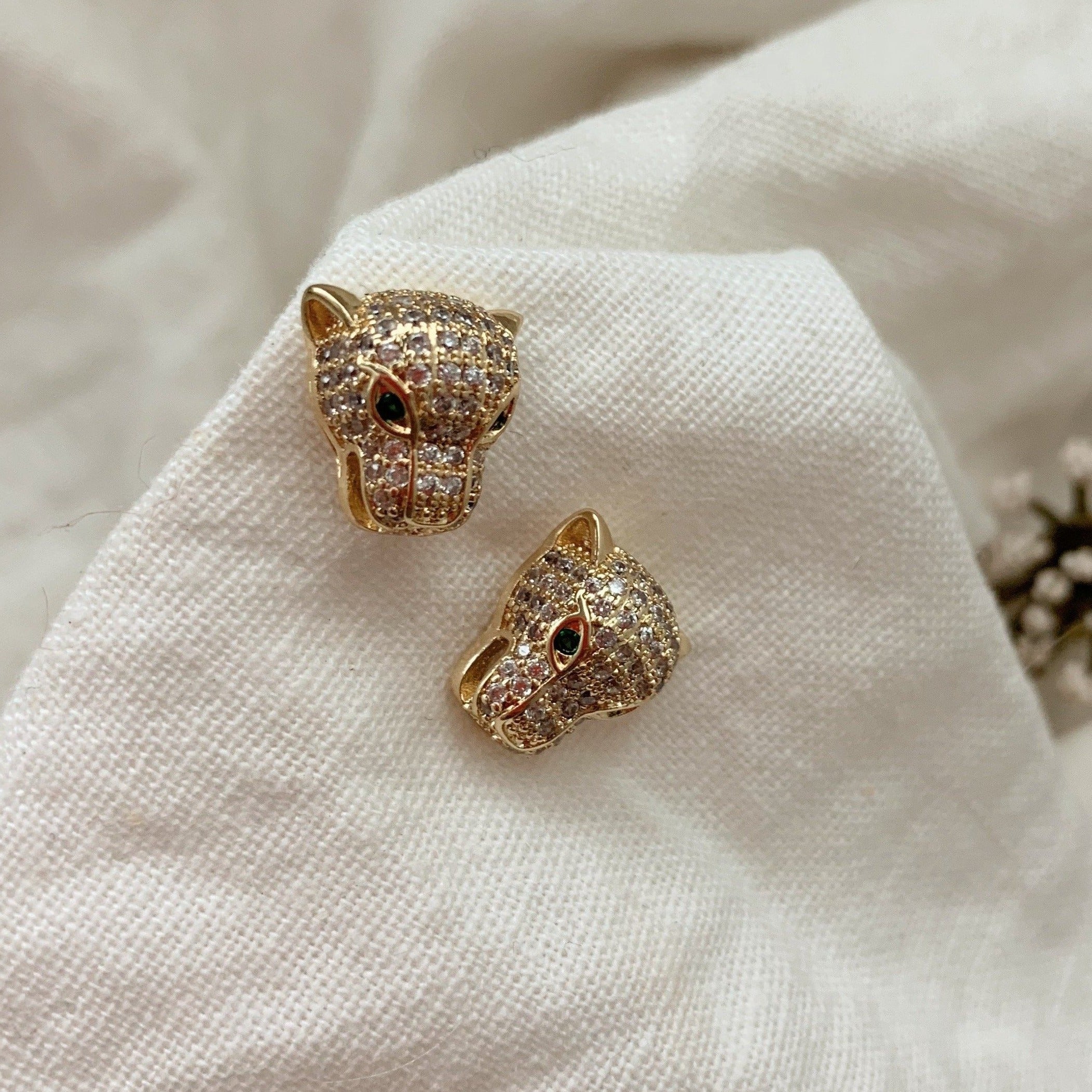 Jaguar Cz Studs
