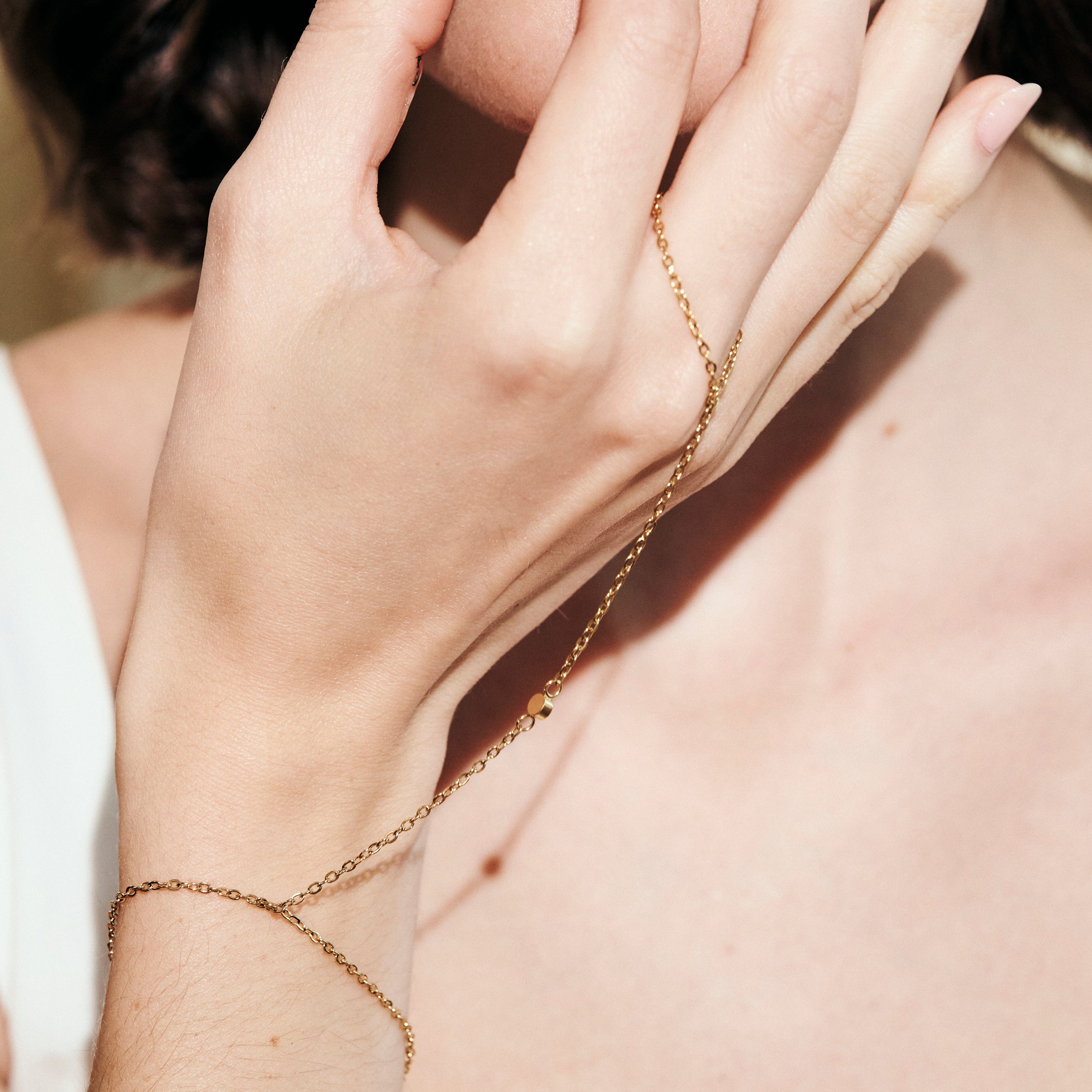 Indio Hand Chain