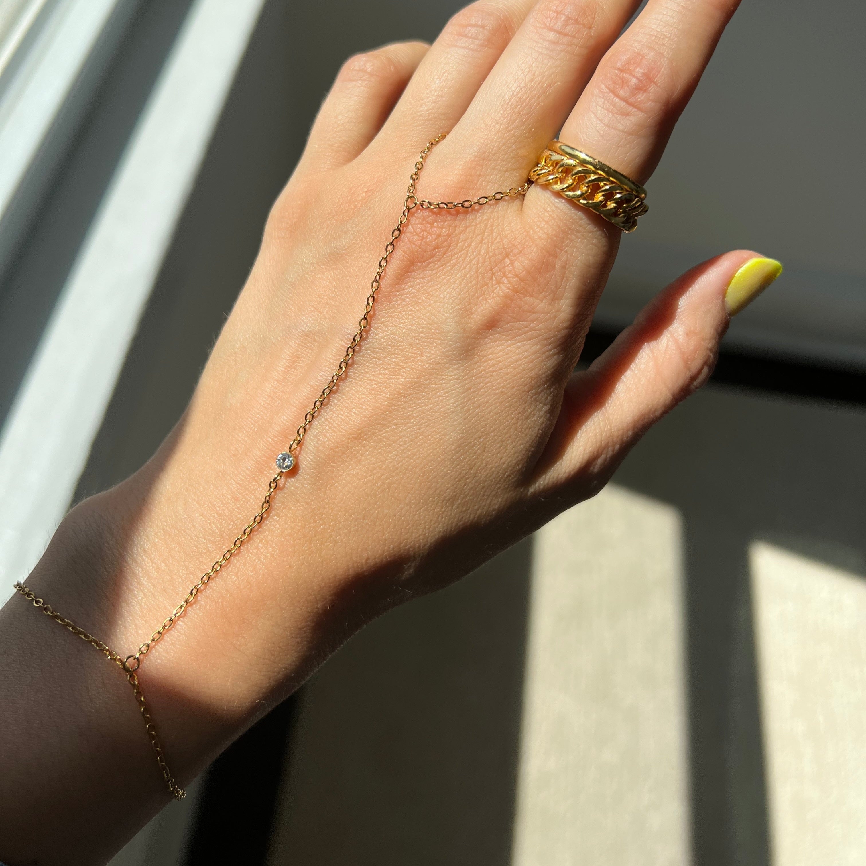 Indio Hand Chain