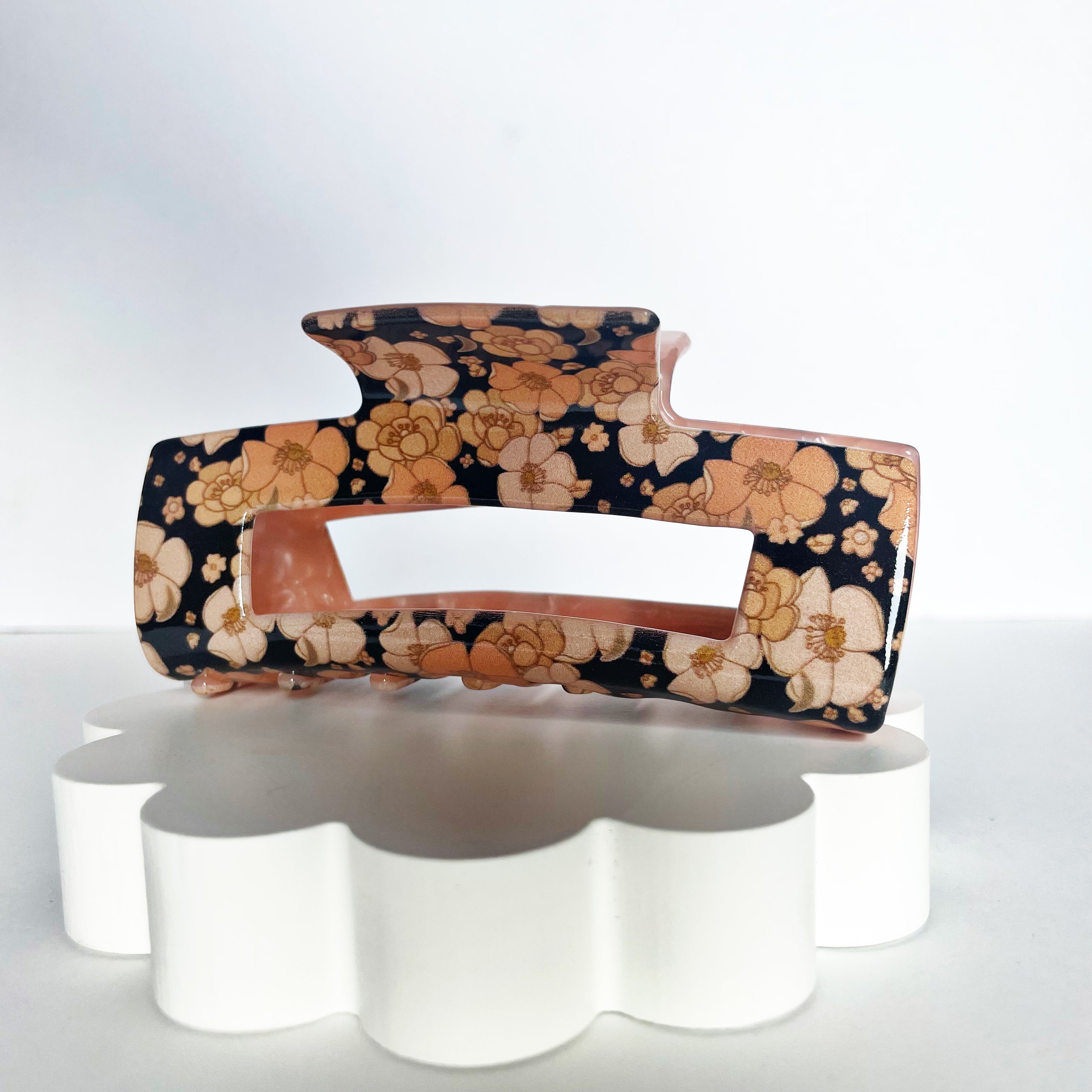 Thread Mama Dark Floral Claw Clip