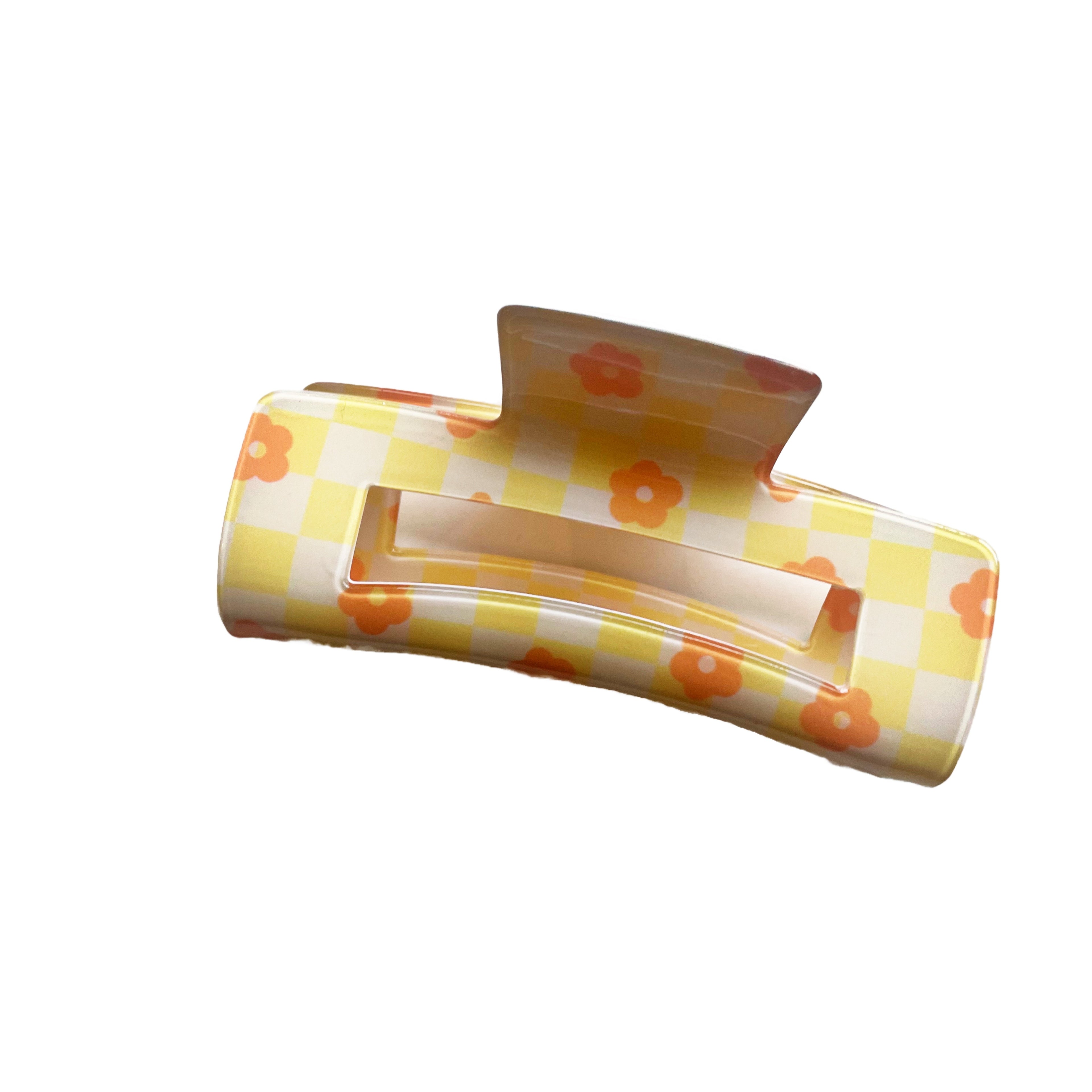 Daisy Checkered Claw Clip