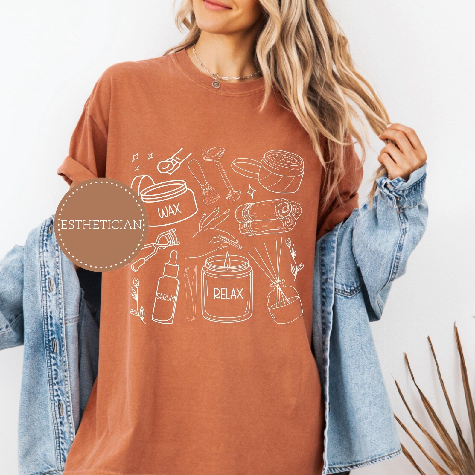 Esthetician Doodle Icons Graphic Tee