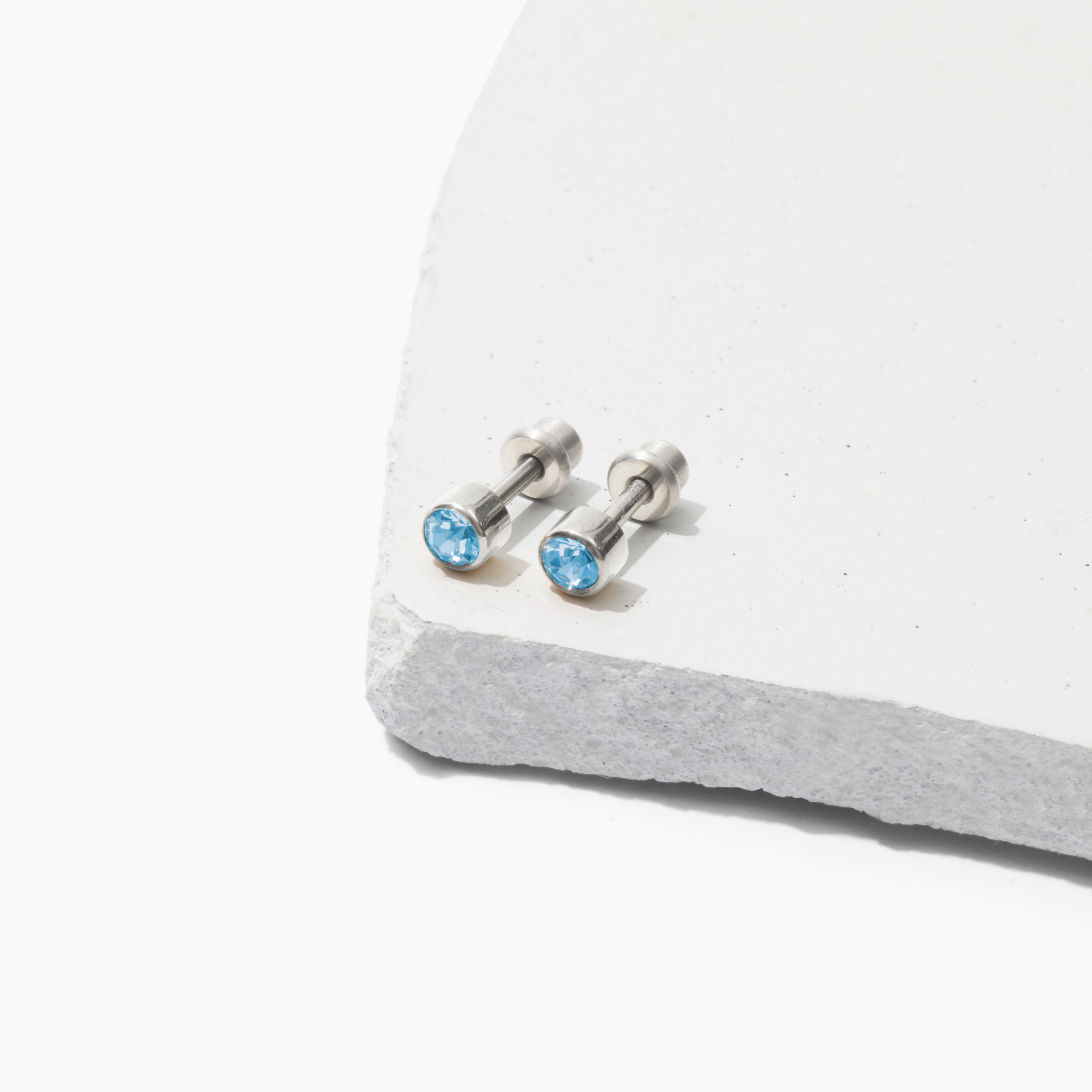 Siella Screw Back Stud Earrings