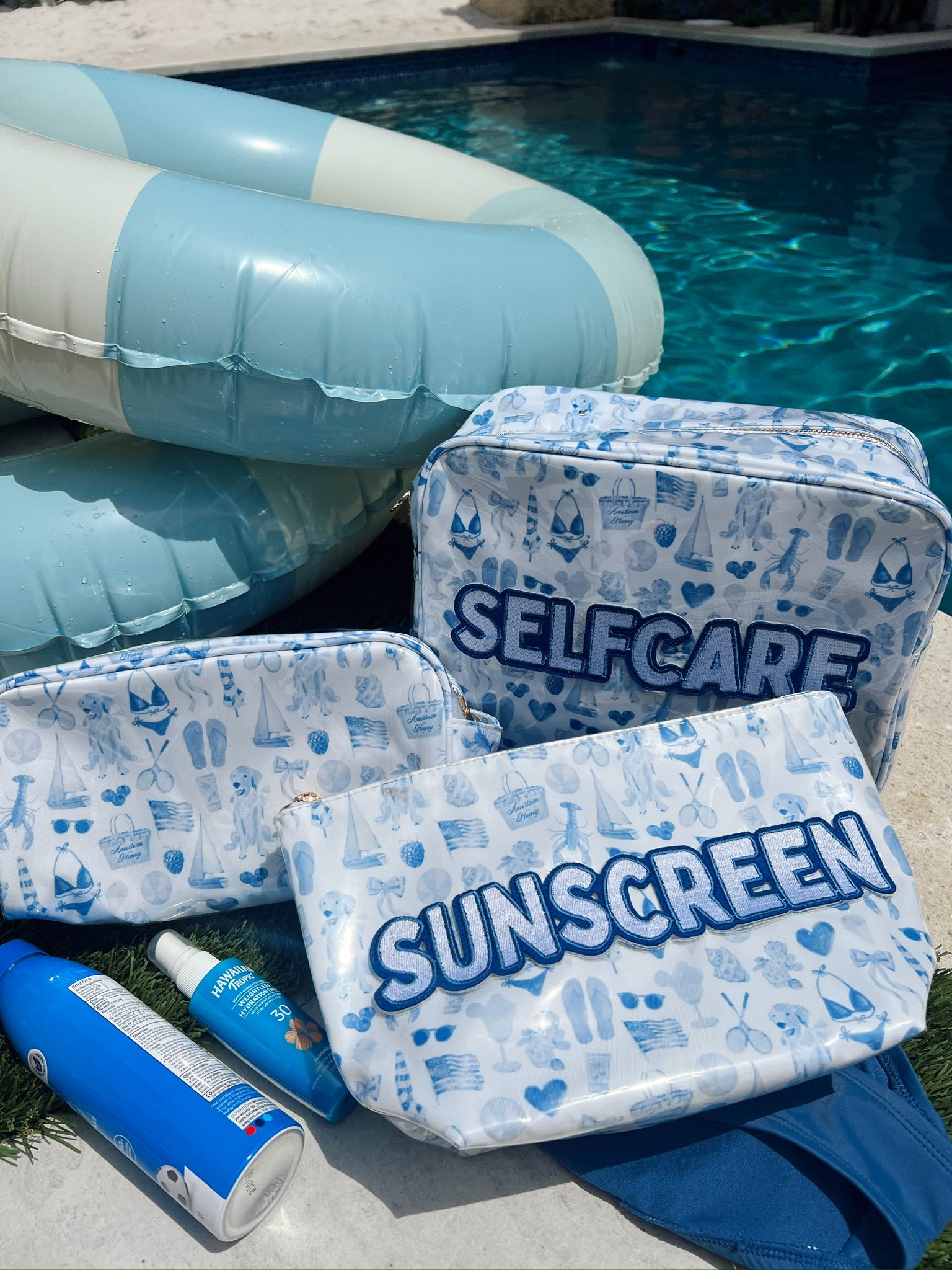 Sunscreen - Blue Americana Clear Coat Bag
