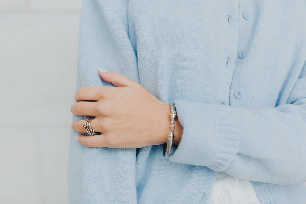 The Two Tone Spin Ring