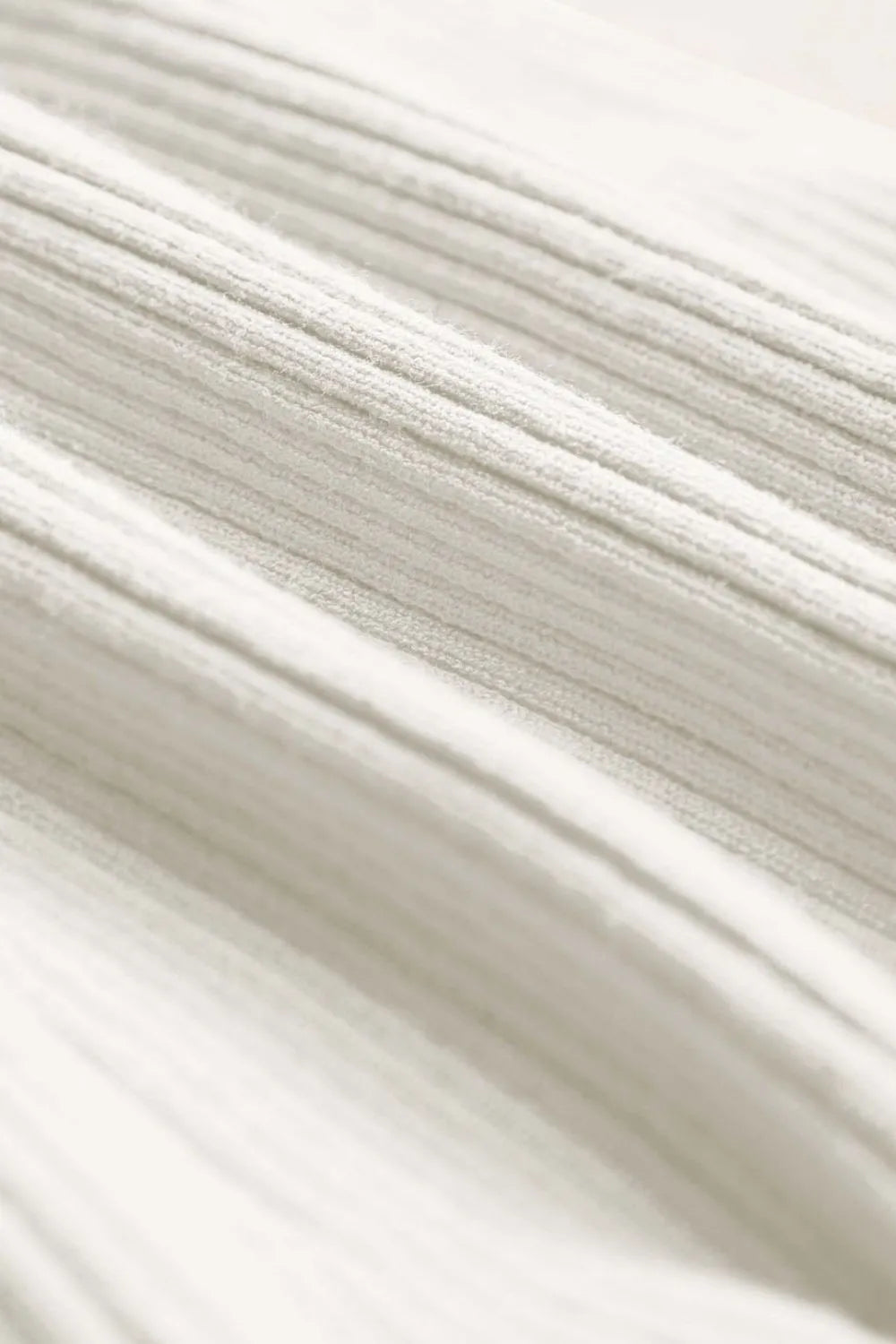 Contrast Collared Neck Ribbed Knit Top