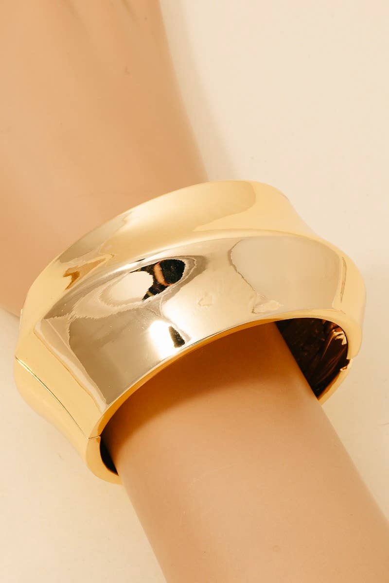 Bold Statement Metal Cuff Bracelet – Gold or Silver