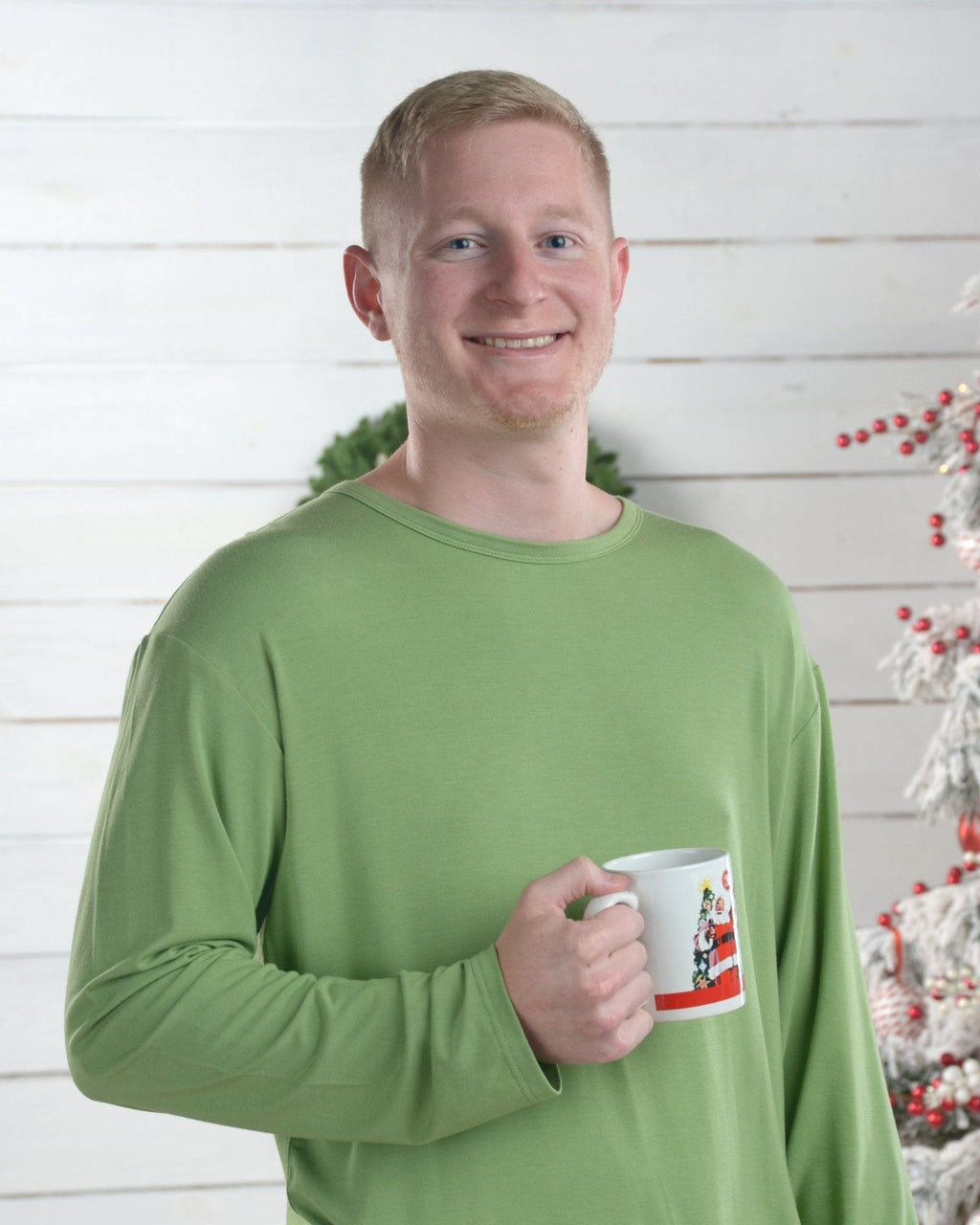 Adult Men's Bamboo Pajamas in Green