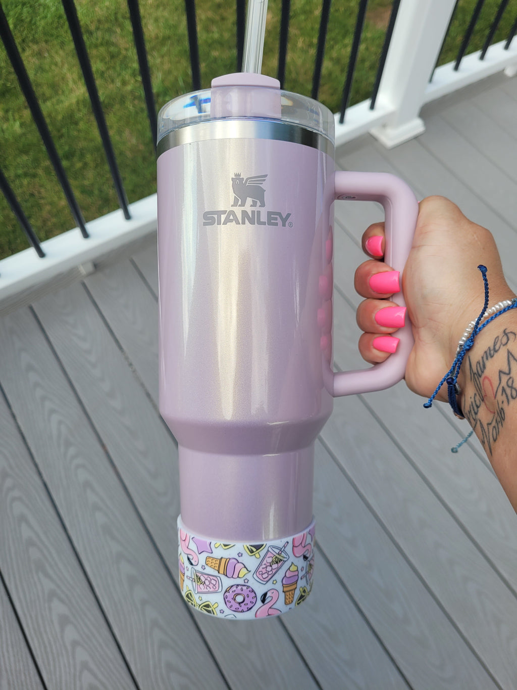Summer Days Silicone Boot Bumper Sleeve for tumblers